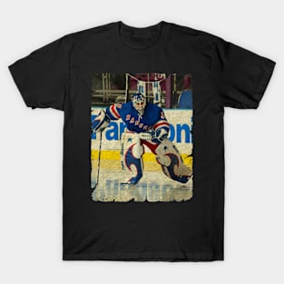 Jussi Markkanen, 2004 in New York Rangers (26 GP) T-Shirt